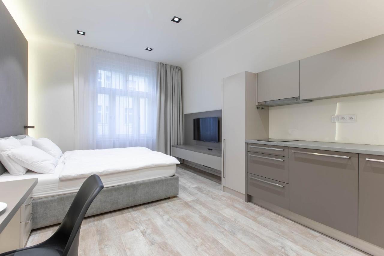 Lampi Aparthotel براغ المظهر الخارجي الصورة