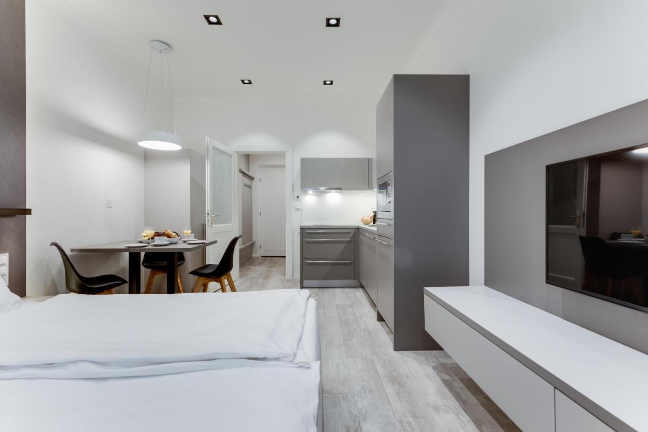 Lampi Aparthotel براغ المظهر الخارجي الصورة